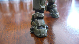 Illustration for article titled Getting Very Close To Halo 4's Master Chief (And Friends)